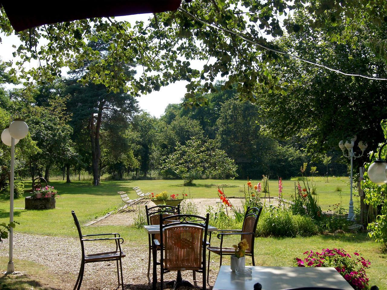 Hotel Restaurant La Sauldraie Salbris Exterior photo